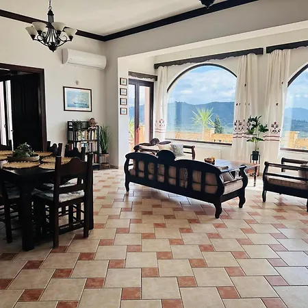 Villa Lugrezia Sea View Méson Yerakaríon