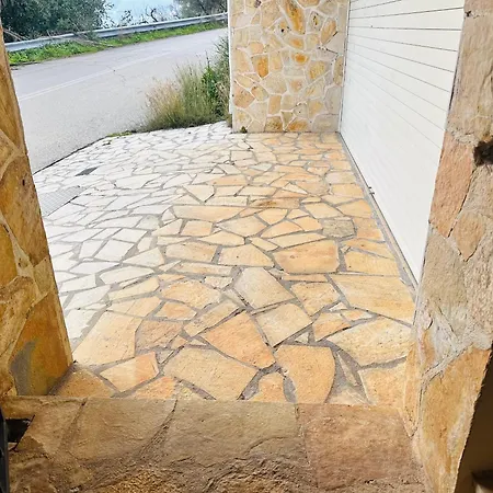 Lugrezia Sea View * Méson Yerakaríon