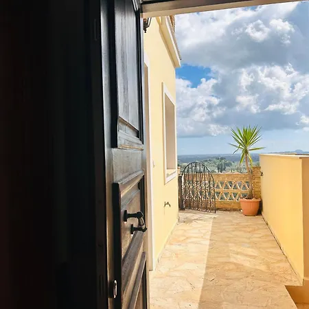 Lugrezia Sea View *