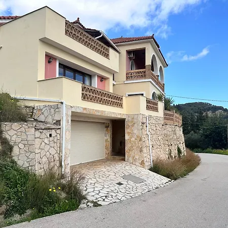 Lugrezia Sea View * Méson Yerakaríon