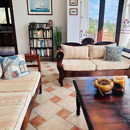 Villa Lugrezia Sea View *