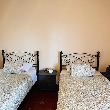 Lugrezia Sea View * Méson Yerakaríon