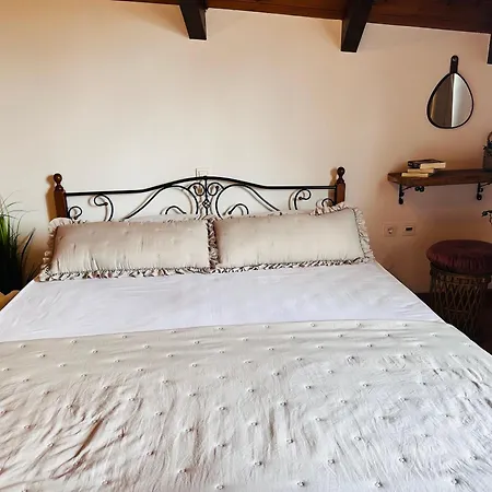 Villa Lugrezia Sea View *