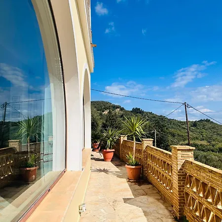 Lugrezia Sea View * Méson Yerakaríon